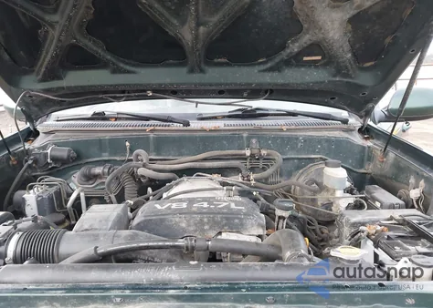 2002 Toyota Sequoia Limited V8 z USA, uszkodzony, nr VIN 5TDBT48A12S101648